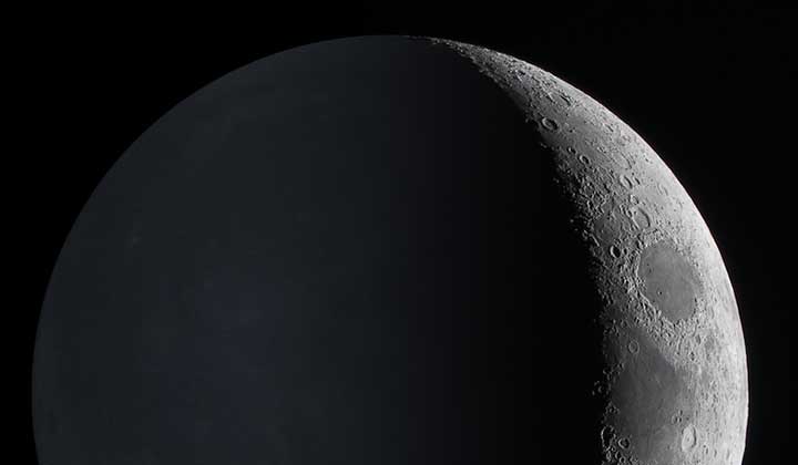dark-side-of-moon-flickr-earth-shine-thumbnail.jpeg