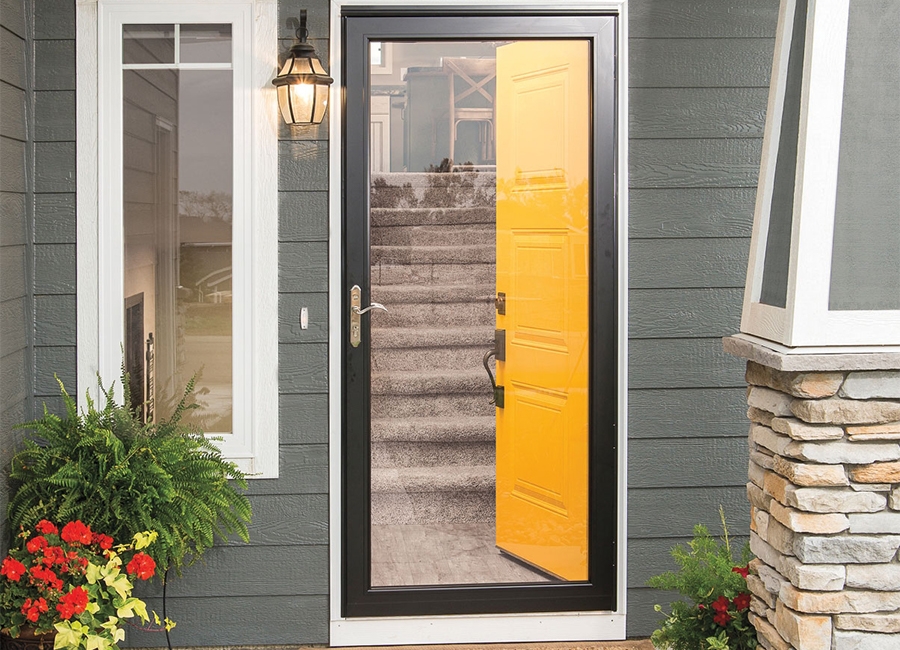 Pella® Select Fullview Storm Door