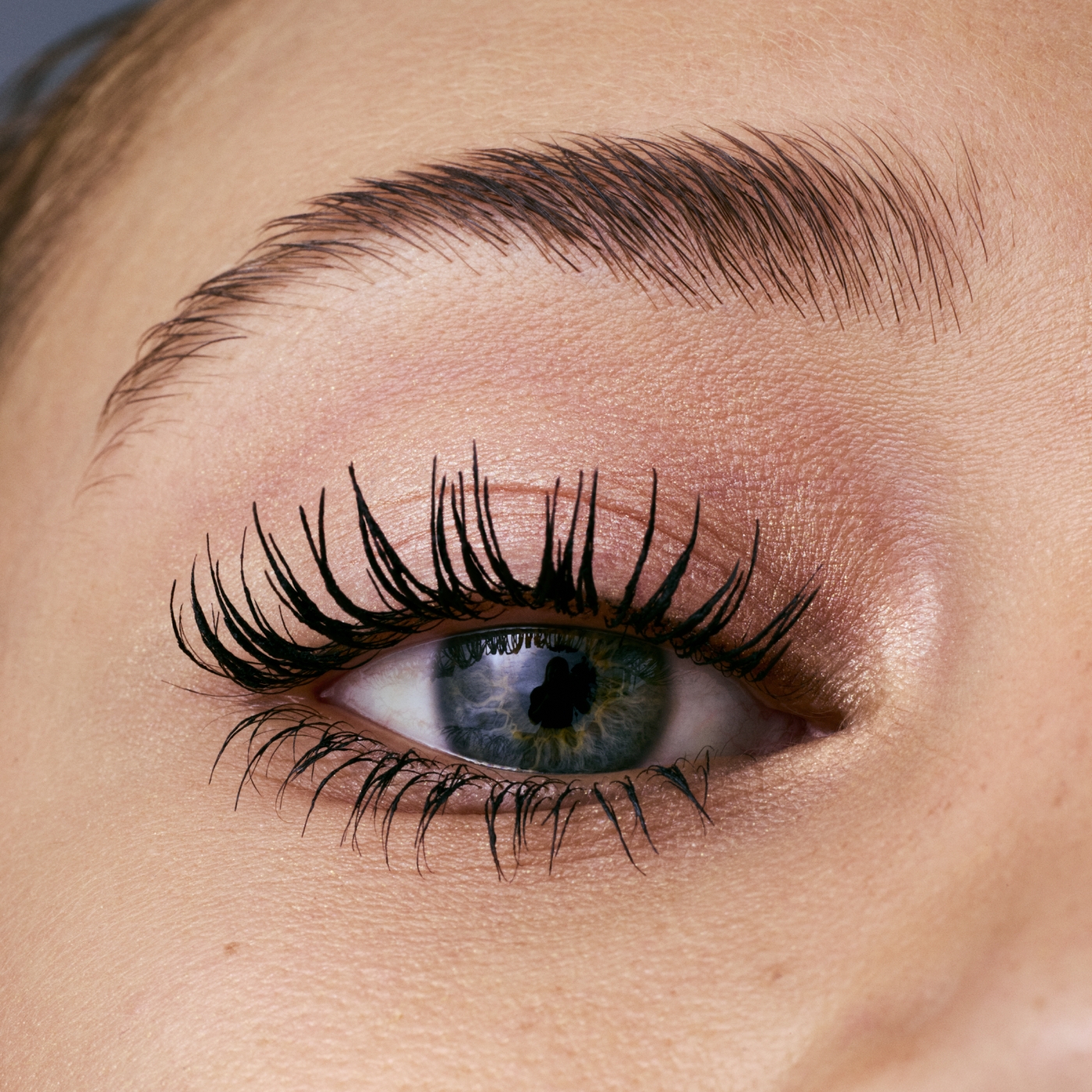 Best voluminous outlet mascara