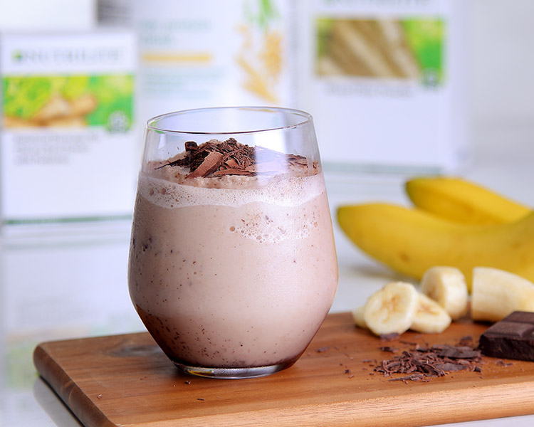 GUTPROtein Banana Buzz Chocolate Smoothie.jpg