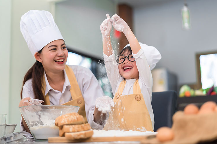 Bake with your kids.jpg