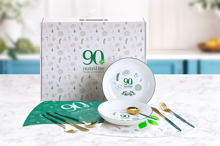 PWP Nutrilite 90th Anniversary Dining Set.jpg