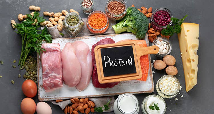 10 Makanan Tinggi Protein Untuk Mentenagakan Hari Anda 