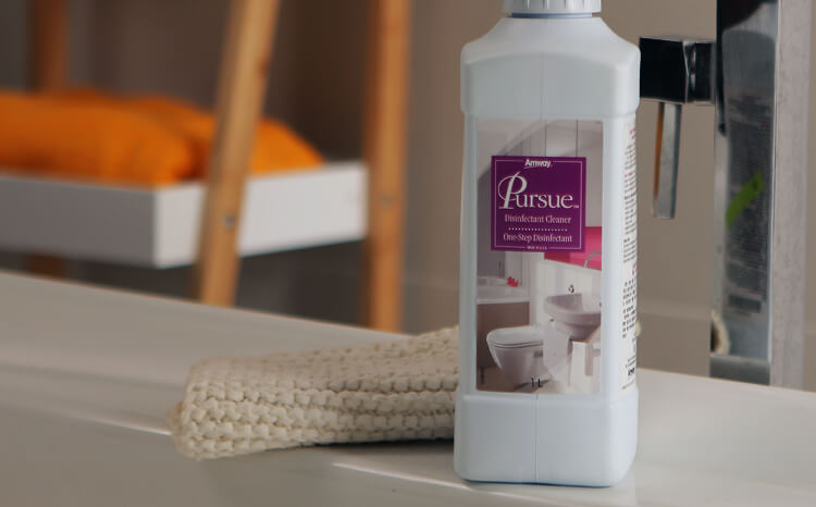 AMWAY PURSUE Disinfectant Cleaner One Step 