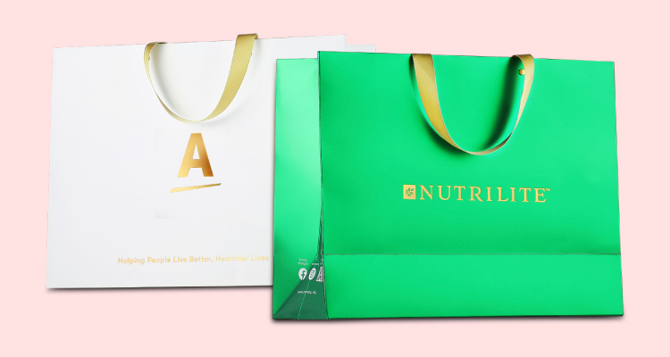 2x Nutrilite Paper Gift Bags.jpg