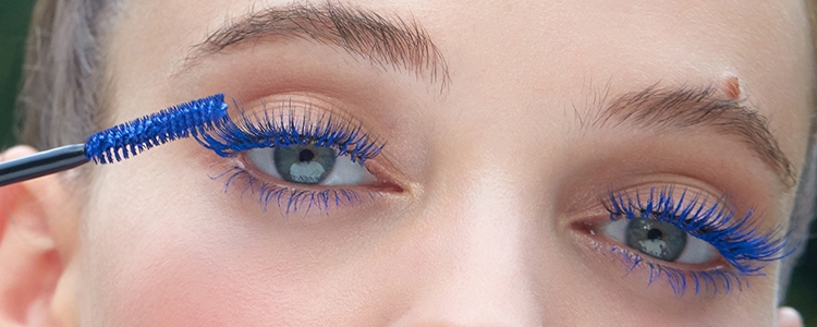 Eyelashes make up color