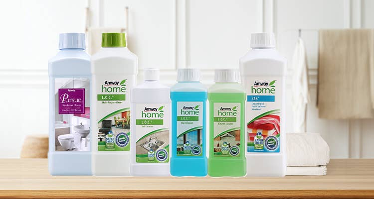 Eco-Friendly Cleaning: Embracing Natural, Biodegradable Products 