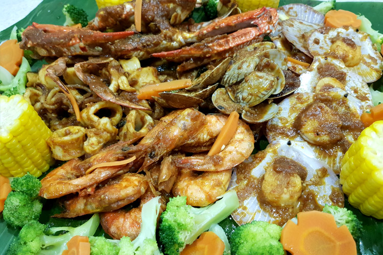 Throw a seafood shellout dinner for loved ones