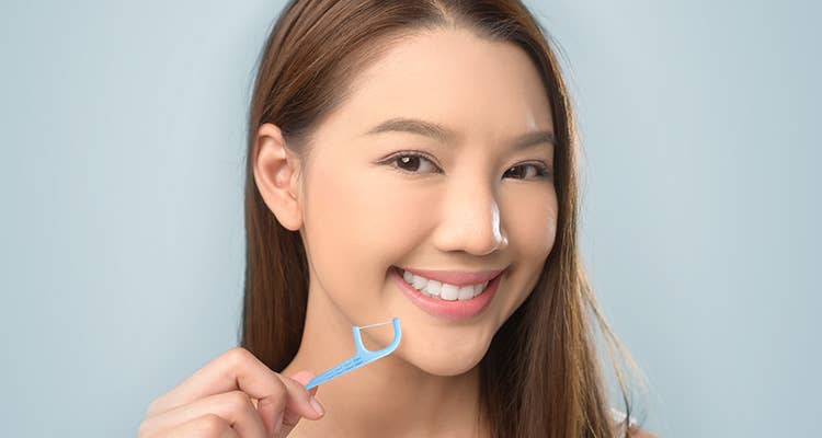 Are You Flossing Correctly? 