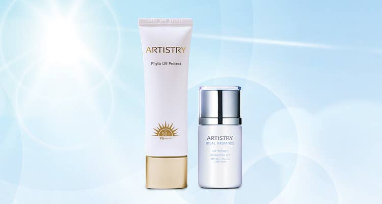 Stylised image of ARTISTRY Phyto UV Protect and ARTISTRY IDEAL RADIANCE UV Protect in the sun 1 