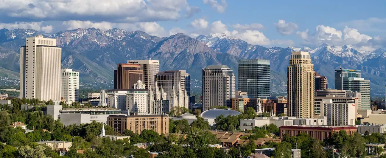 A view of Salt Lake City, UT backed by the Wasatch Mountain Range