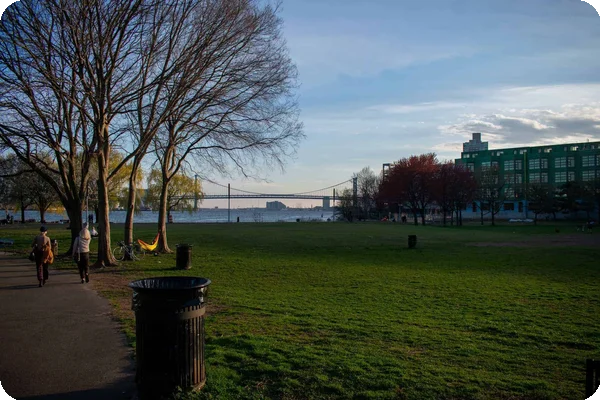 A view of Penn Treaty Park in the Fishtown neighborhood of philadelphia
