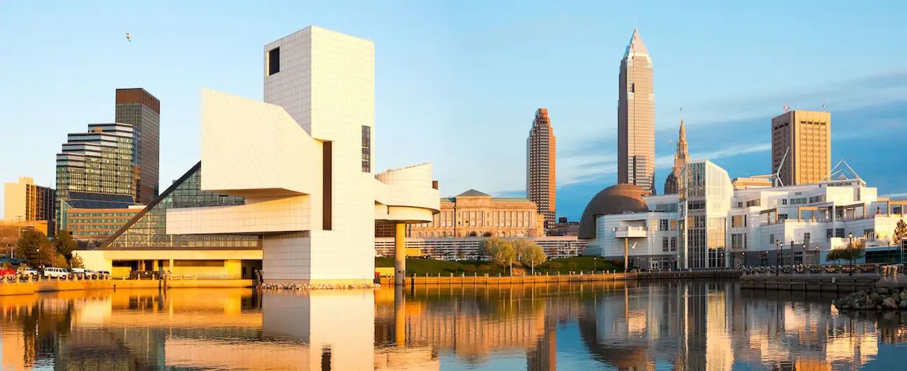 Urban skyline near Lakewood, OH with iconic architecture along the waterfront.