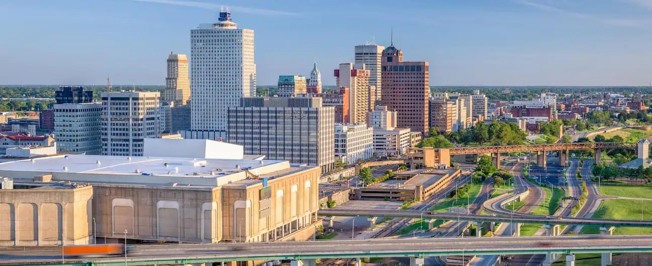 A view of the Memphis, TN skyline and freeways