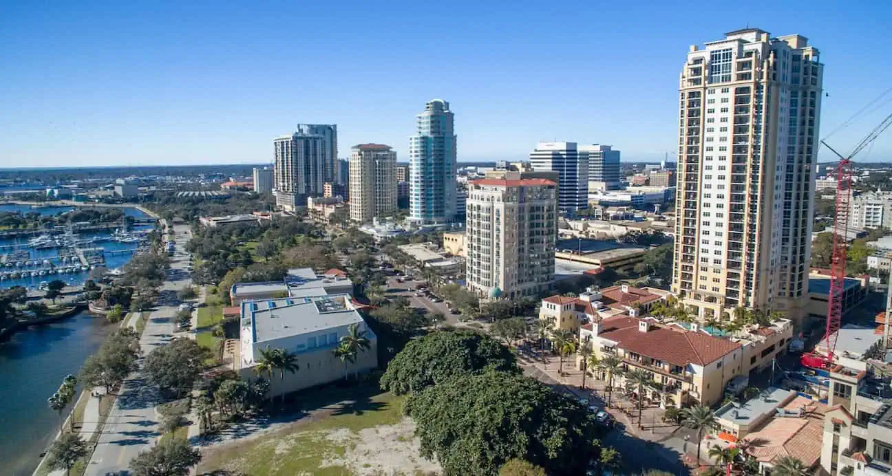 A view of the beach and skyline of Saint Petersburg, FL