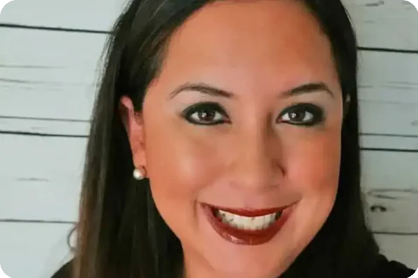 Elia Garrison, Latina Social Media Influencer & Brand Ambassador, Conservamom Blog