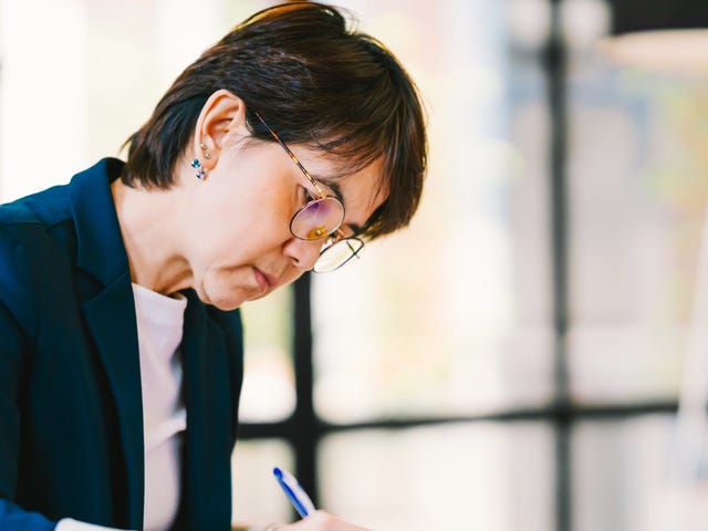 Preverjanje in ocenjevanje znanja jezikov.