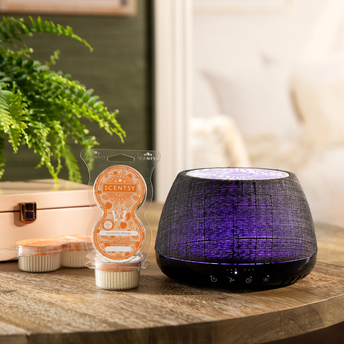 Scentsy Air Quad four-pod fan diffuser in black crosshatch