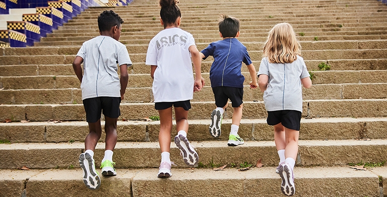 How to Introduce Running to Your Child