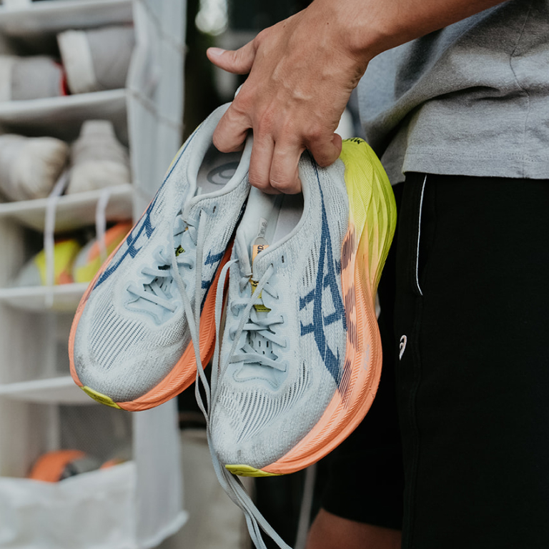 How to Know It's Time to Replace My Running Shoes 