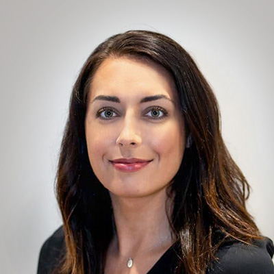 Amanda La Count-Sawinski headshot