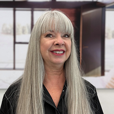 Darla Mullett headshot