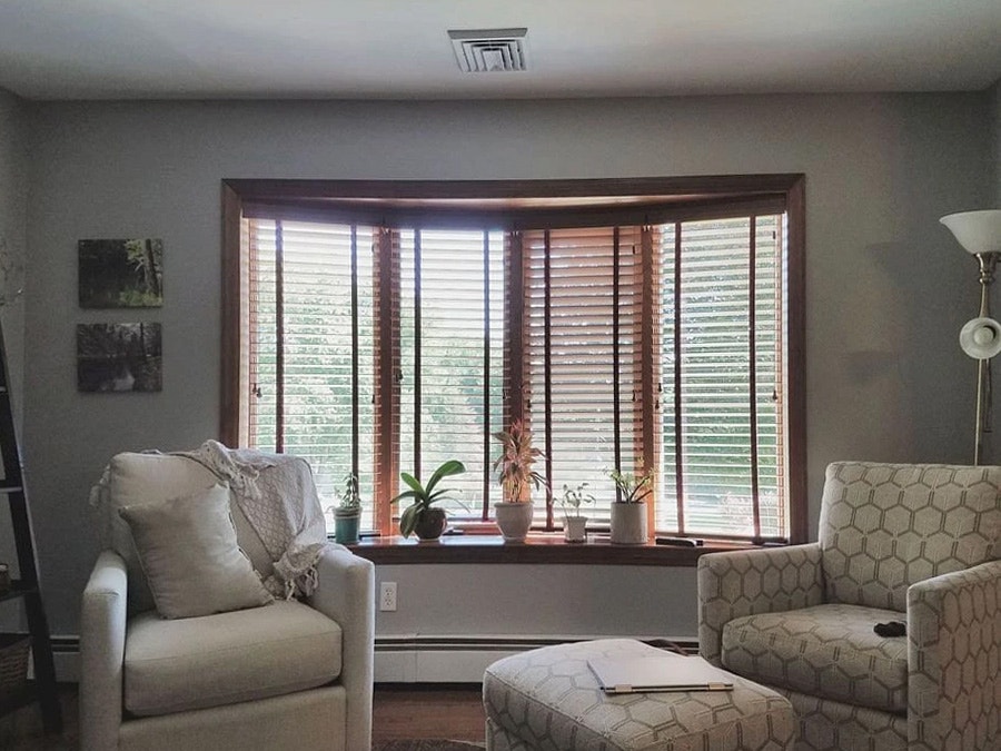 Before image of Coatesville bow window.