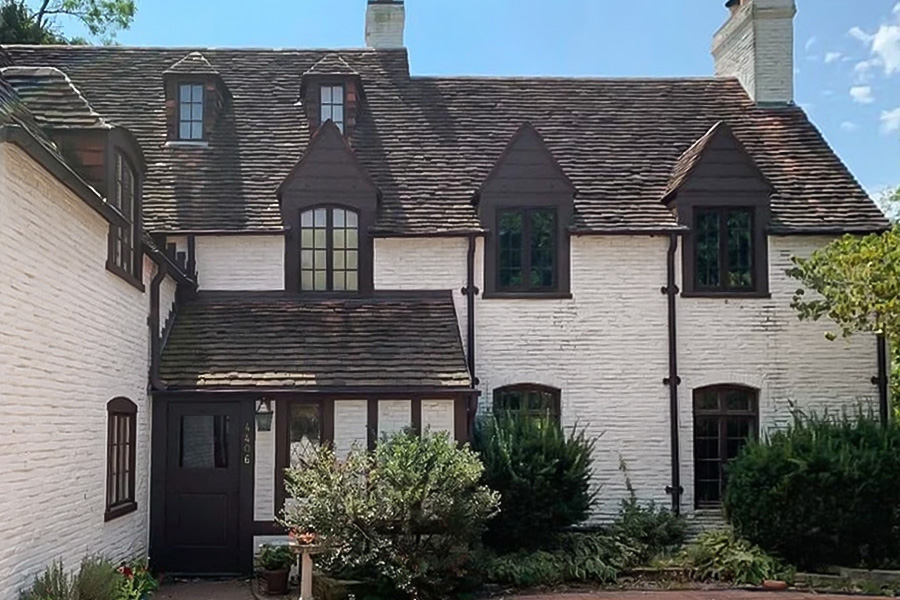 A large chalet-style home with historically accurate Pella Reserve windows.