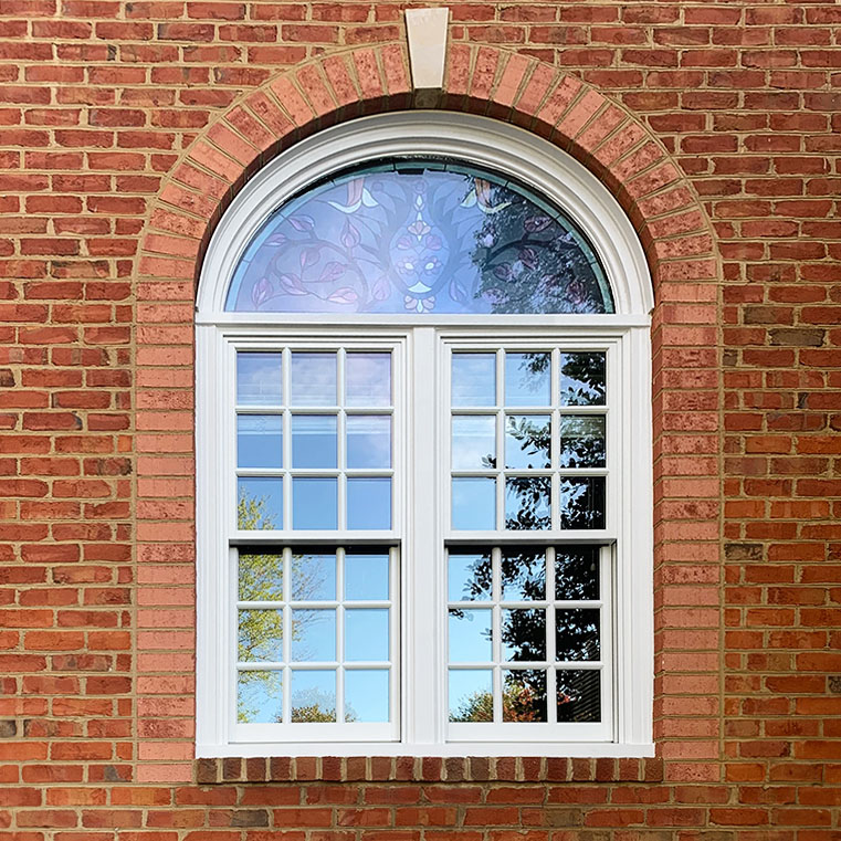 Newly installed Pella wooden windows on Midlothian home.