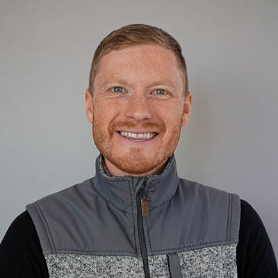 Zach Arthur headshot