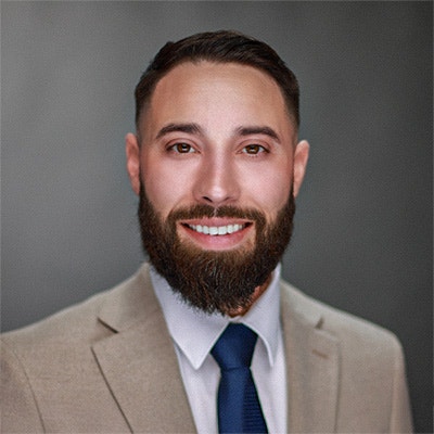 Lee Hofmann headshot