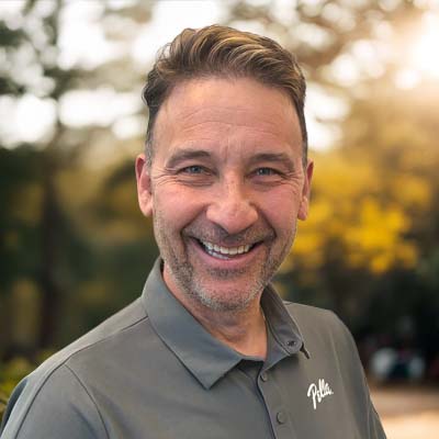 Zach Jennings headshot