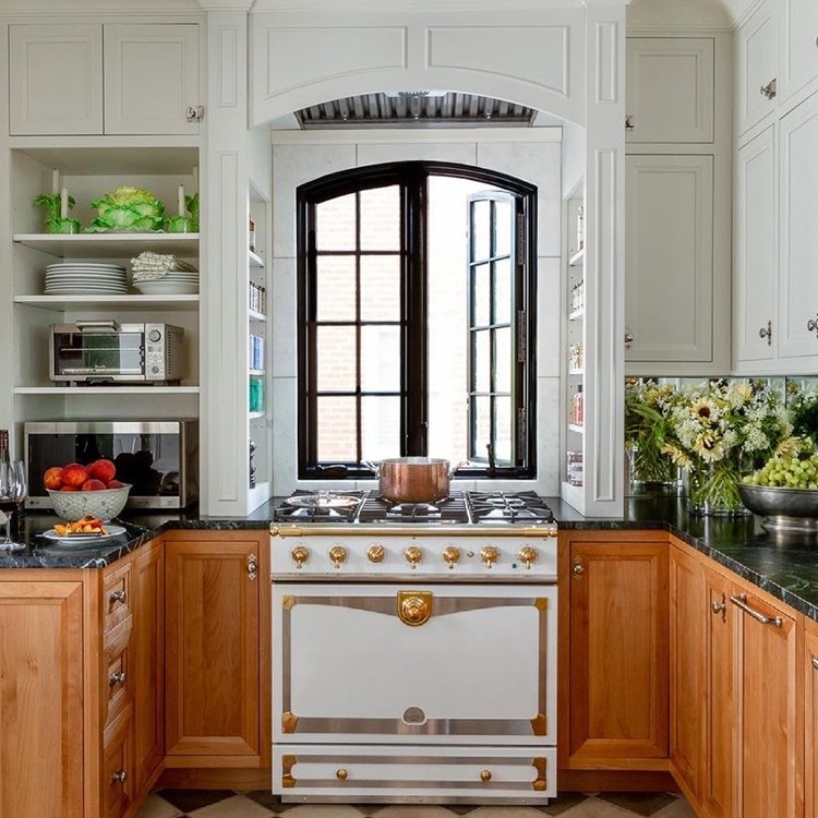 double-hung vinyl windows with colonial window grids