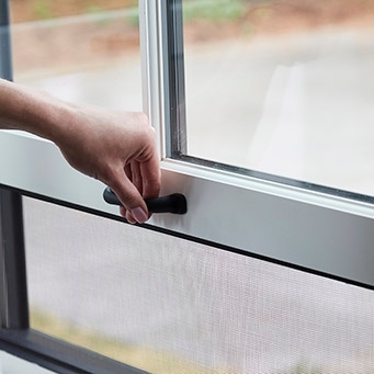 No Seasonal Screen Storage