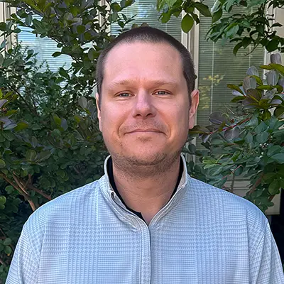 Andy Bender headshot