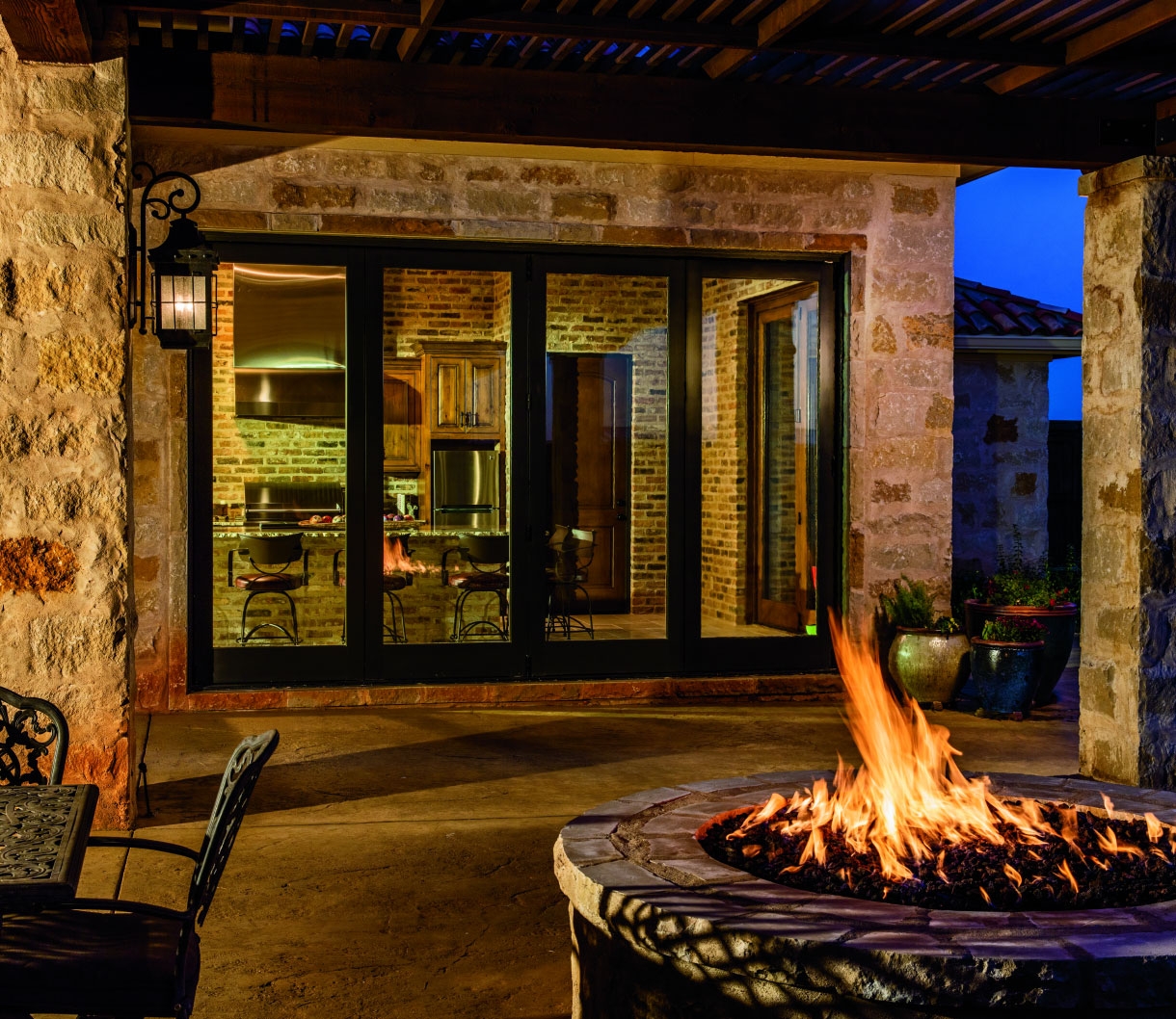 AST-bifold-exterior-black-fire