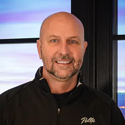 Shannon Losik headshot