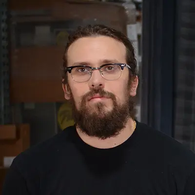 Devon Williams headshot