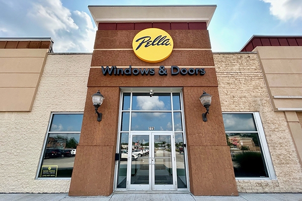 Exterior image of Pella Highland Heights showroom.