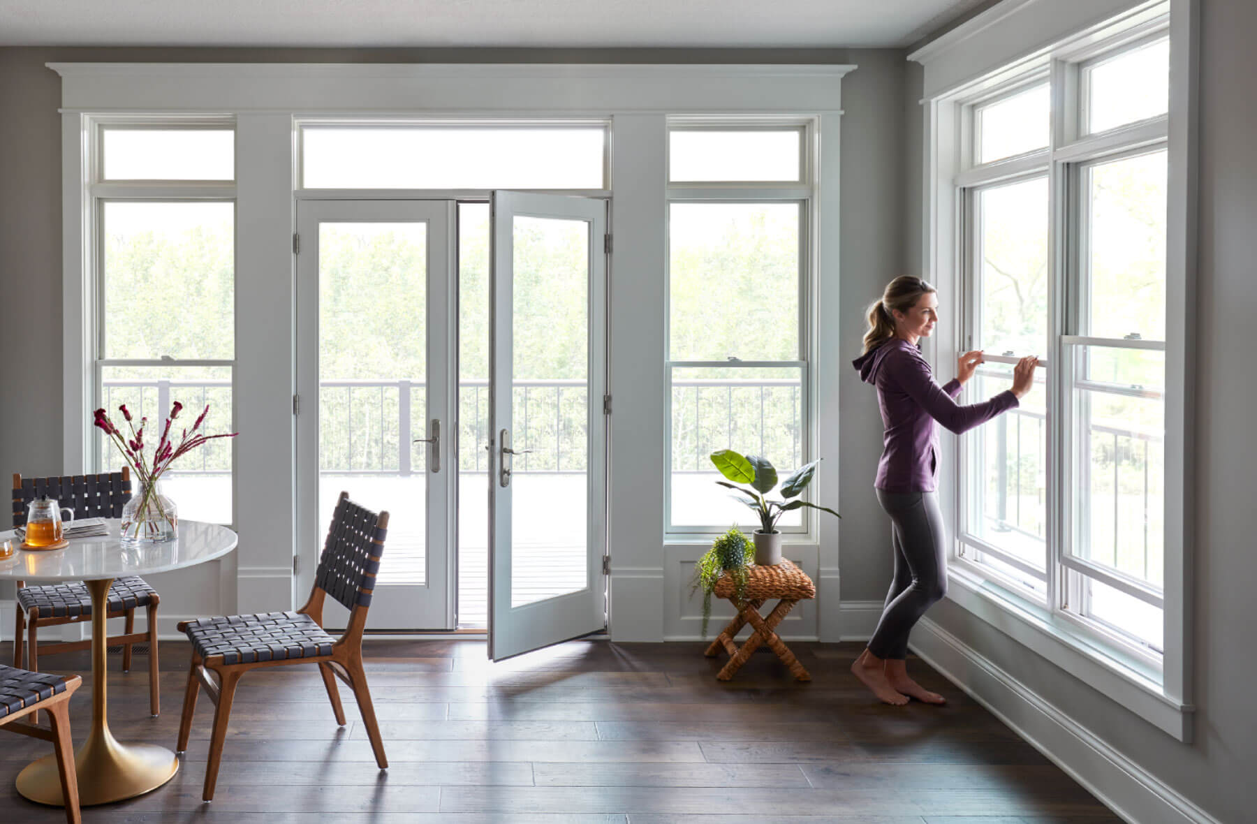sunroom-french-doors-doublehung-windows