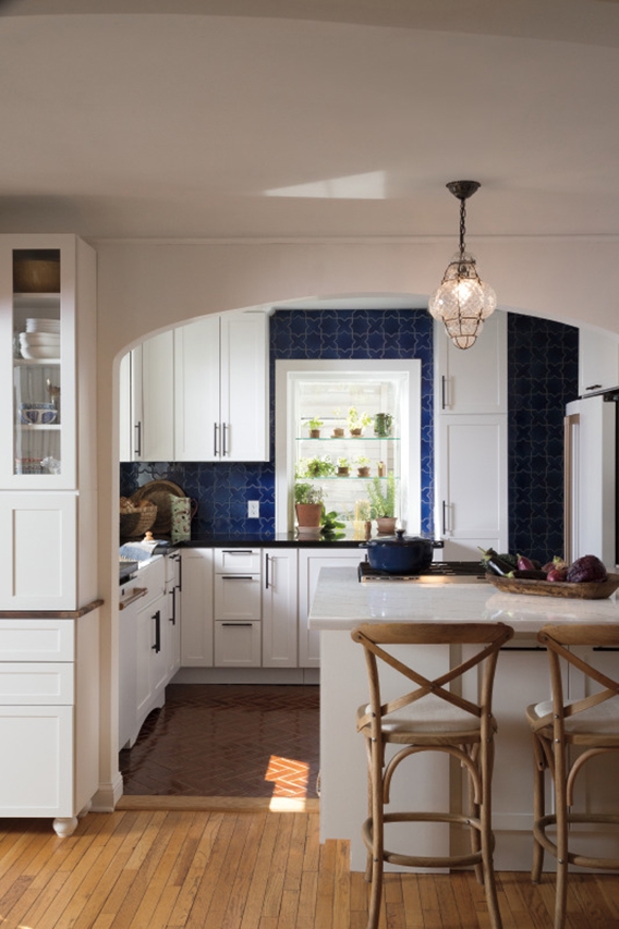 Minnesota cottage home kitchen with newly installed Pella windows.