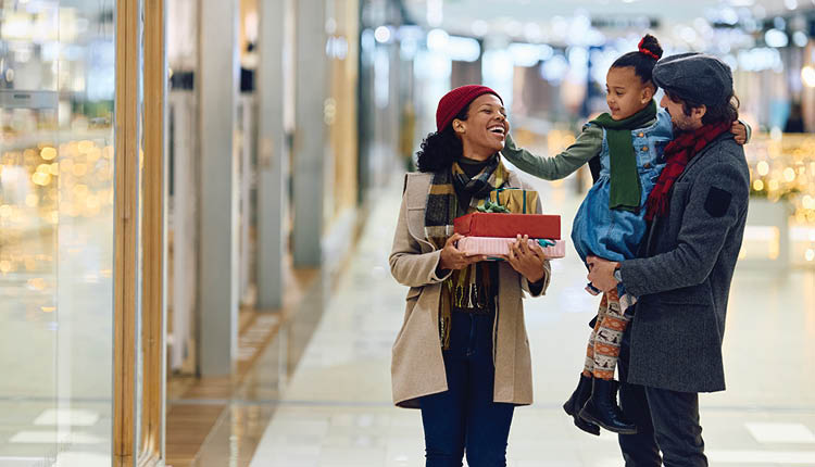 202512 - Common Holiday Scams - article hero.jpg