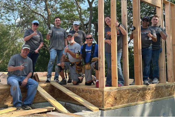 CARD GRID HORIZONTAL - Volunteer Day.jpg