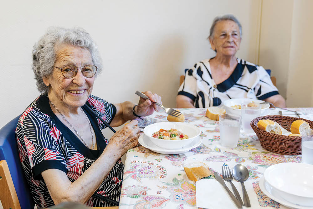 FEATURE Coal Creek Meals on Wheels.jpg