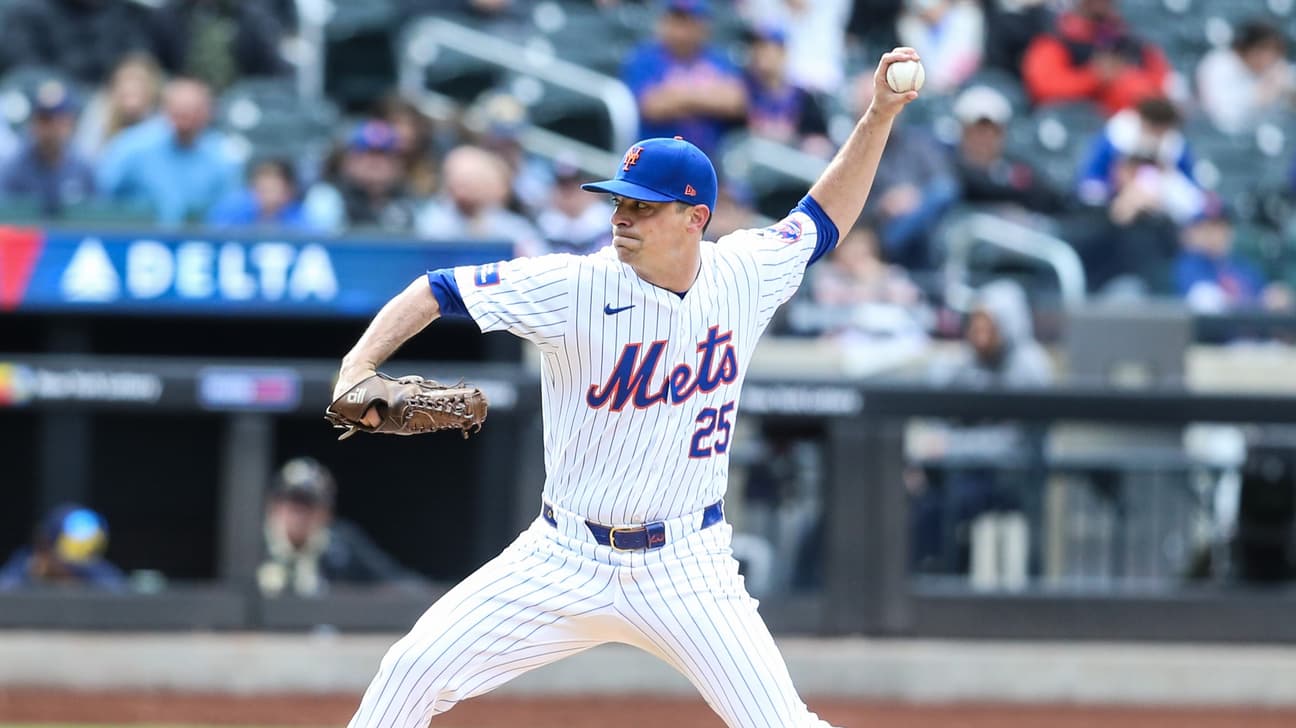 Photo: SNY Mets trading Brooks Raley to Phillies for two prospects