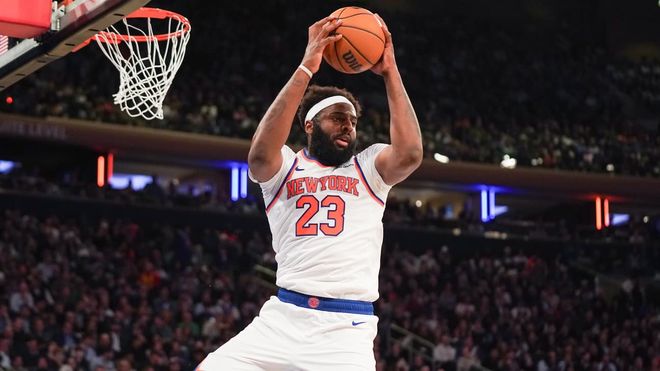 Knicks' Mitchell Robinson will push to play in Game 1 of NBA Finals after pinky surgery