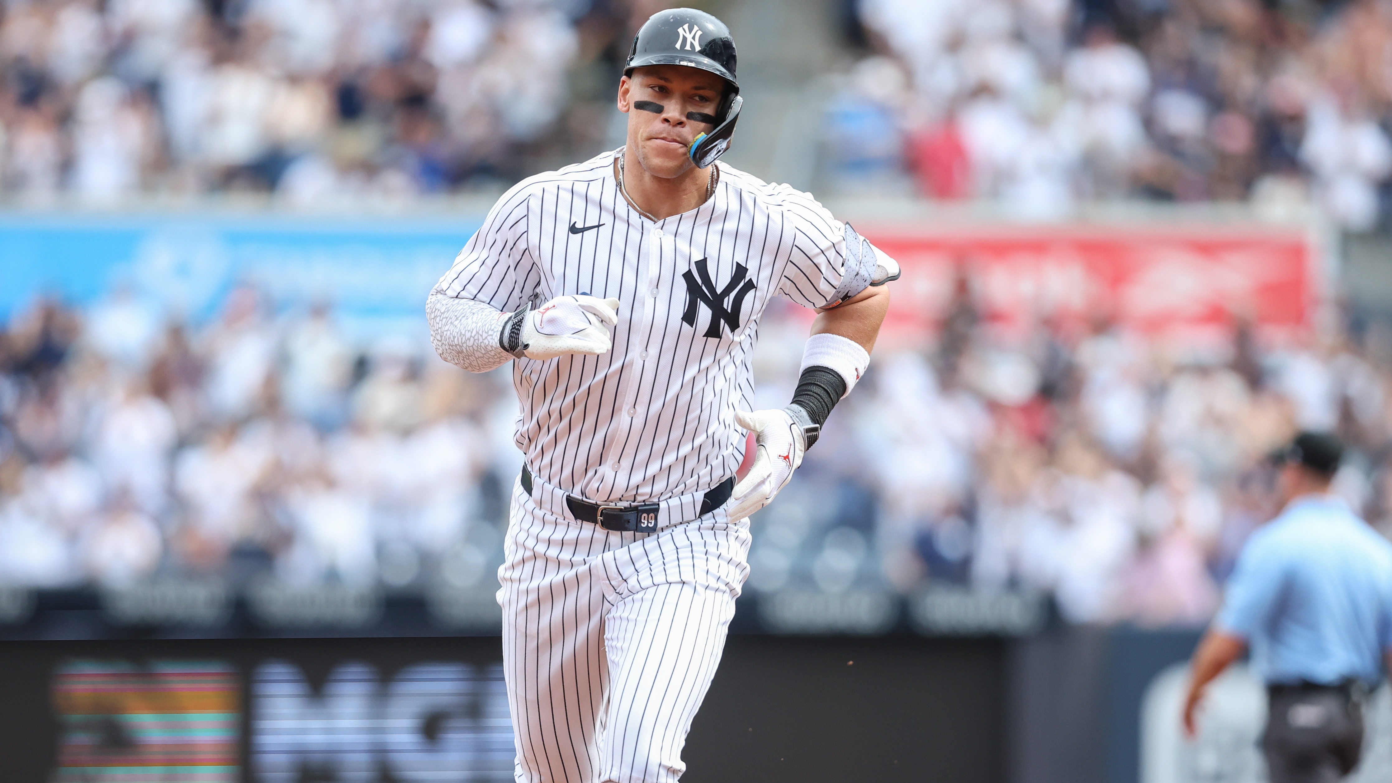 Aaron Judge looking disappointed after elimination