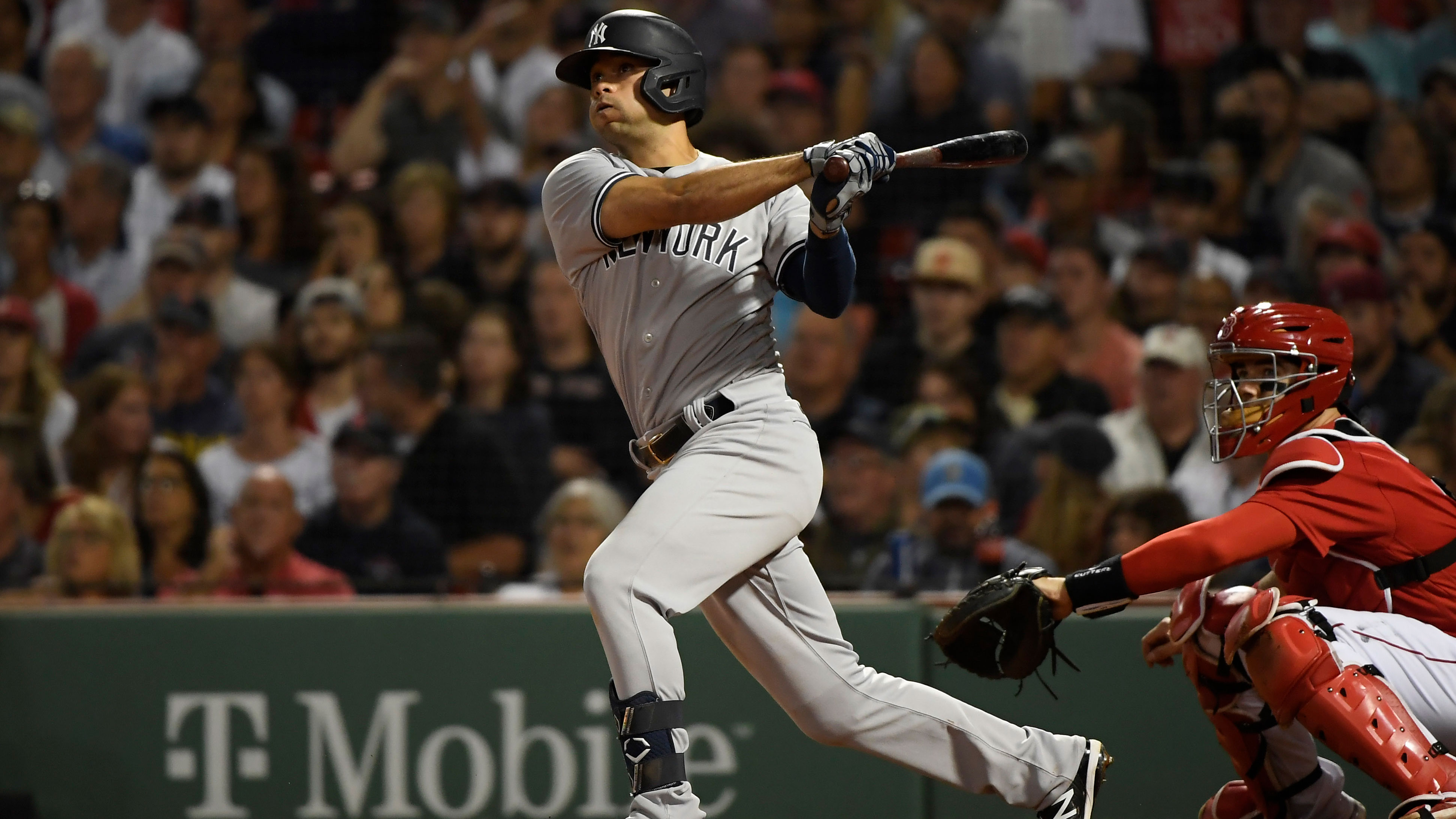 Kiner-Falefa helps Yankees squeeze past Red Sox 3-2