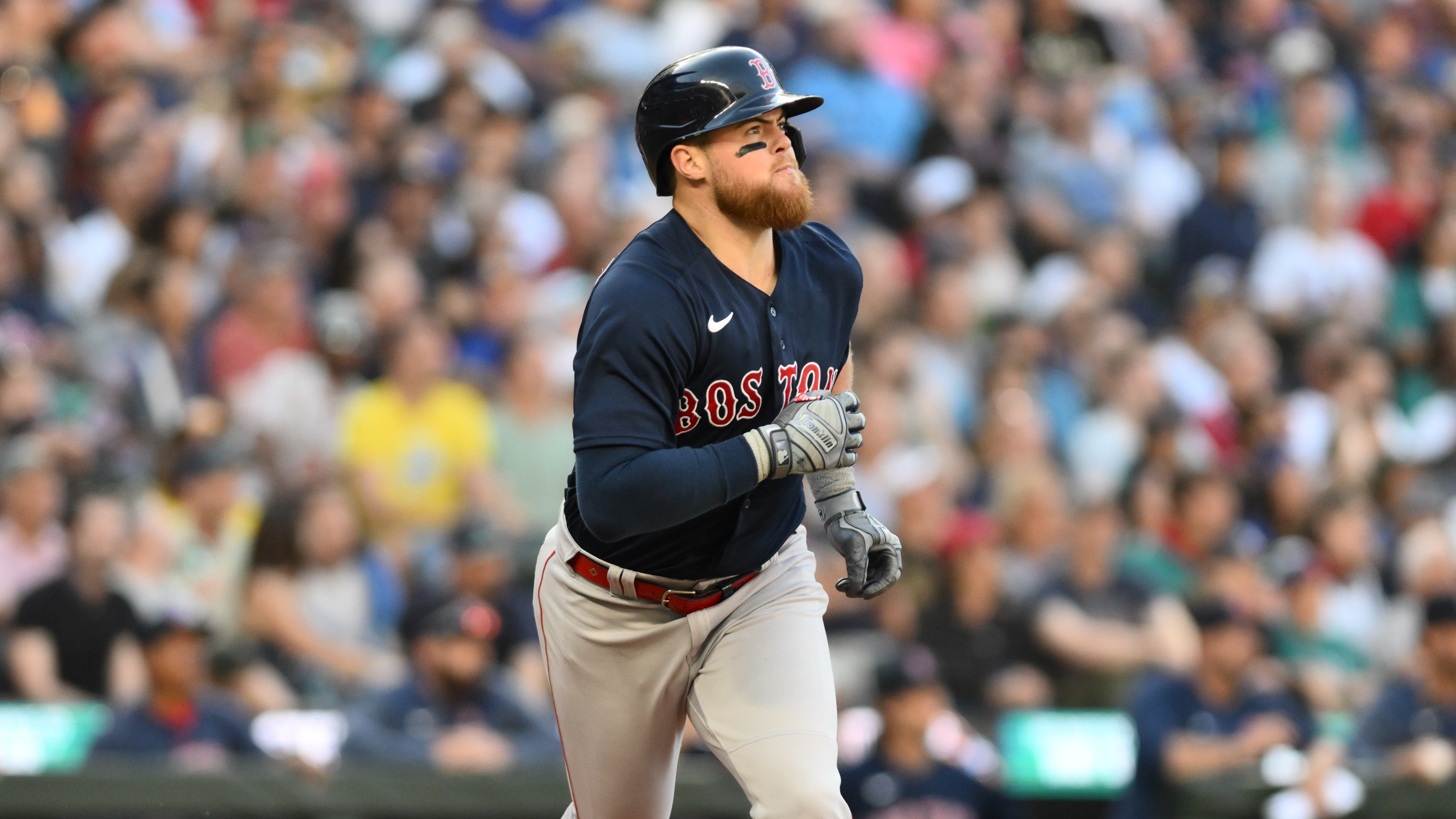 Mets sign infielder Christian Arroyo to minor league deal: report