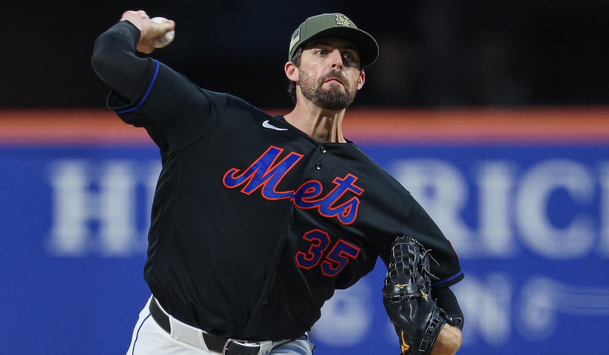 Mets' Clay Holmes fractures fibula vs. Yankees